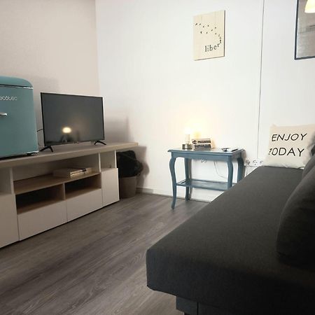 Apartamentos Centricos A 10 Min De La Playa Алмерия Екстериор снимка